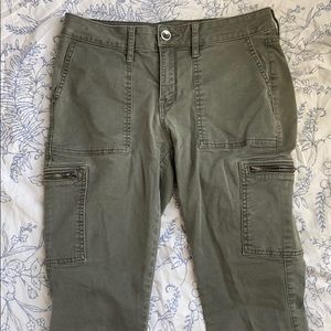 Zip Pocket Cropped Cargo Skinny Jeans